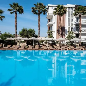 Nia Boutique By Rapo's Hotel Himarë